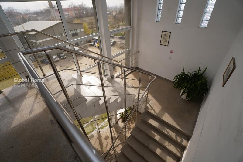Macin, Tulcea, platforma comercial/ industriala cu venit activ